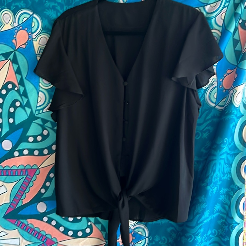 Pre-loved black blouse flutter sleeve button down tie front size 2XL